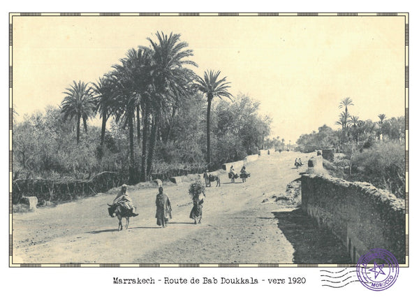 <transcy>Old view of Marrakech - Route de Bab Doukkala - circa 1920</transcy>